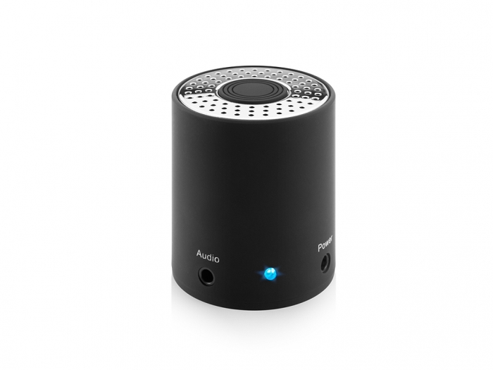 Black bluetooth speaker