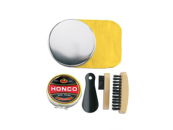 Shoe polish kit