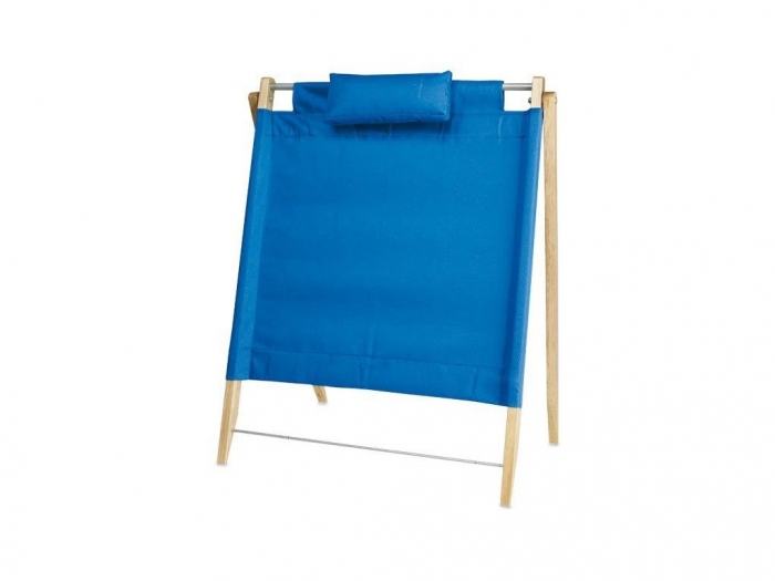 Foldable beach back rest