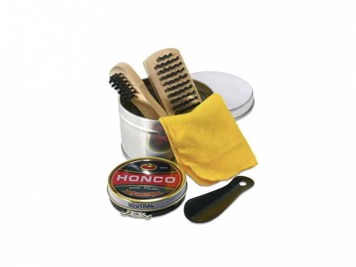 Shoe polish kit