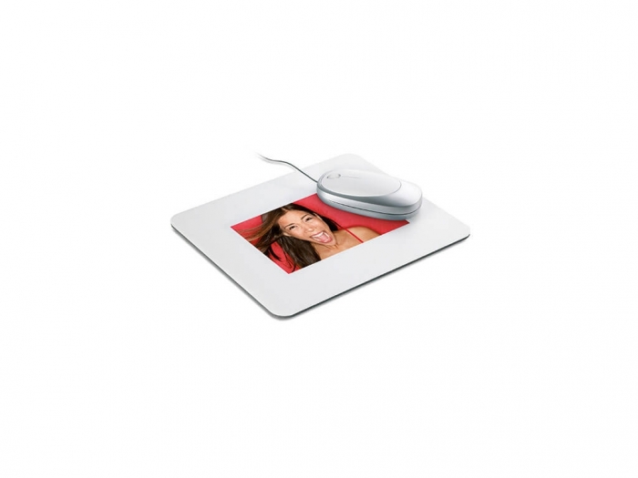 Mouse pad with window