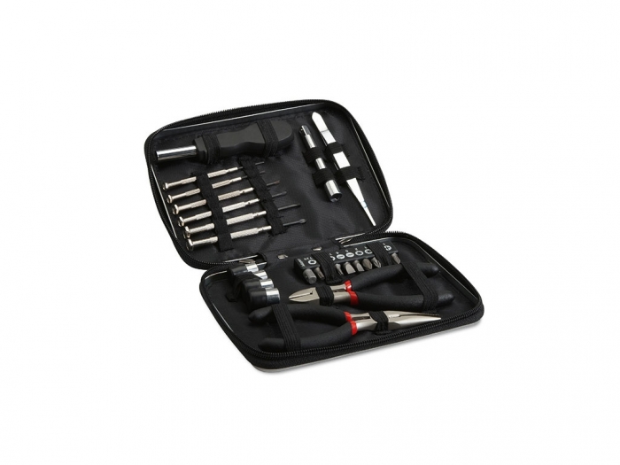 Tool set presented in aluminium case