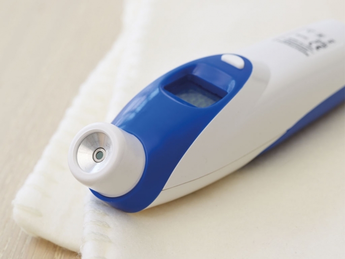 Digital infrared thermometer