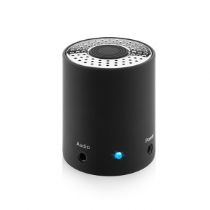 Black bluetooth speaker