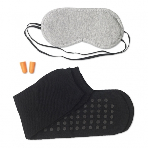 Travel set including eye mask