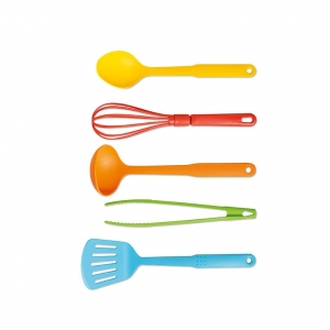 kitchen utensils