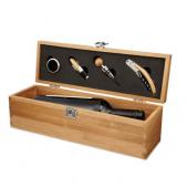 Wine set in bamboo box