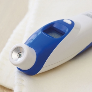 Digital infrared thermometer